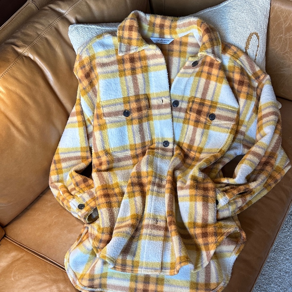 Women’s Button Up Warm and Cozy Plaid Button Up Shirt/Teddy Jacket